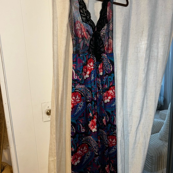 Olga Multicolor Patterned Garment - Picture 2 of 7